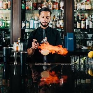 Meet your Posher, Christopher